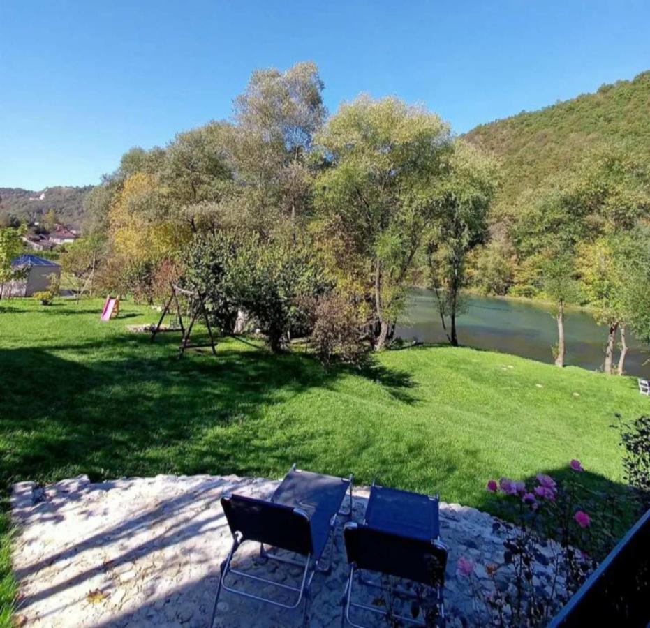 Anur Apartment Біхач Екстер'єр фото