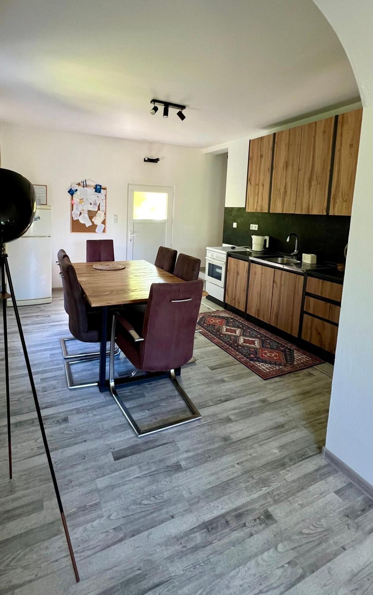 Anur Apartment Біхач Екстер'єр фото